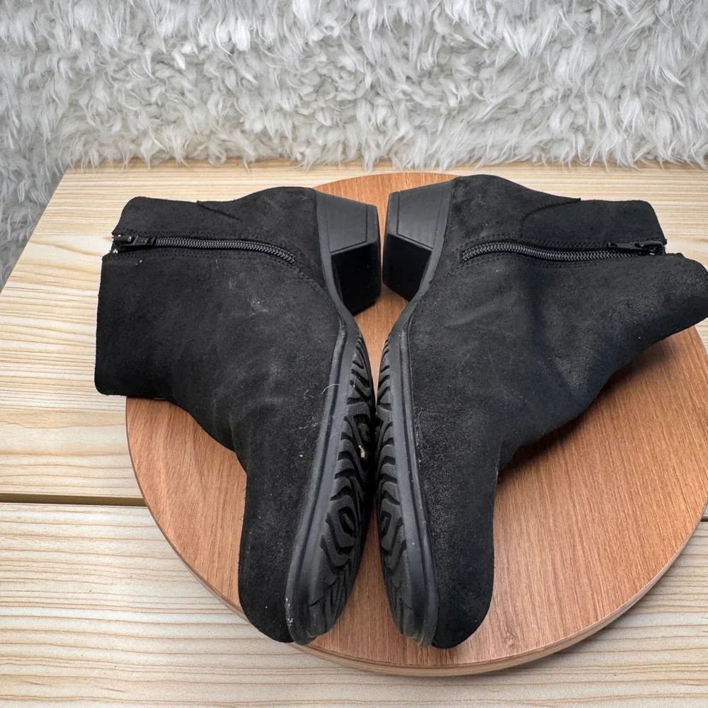 ABEO Distressed Black Suede Ankle Boots Booties Round Toes Women's Shoes‎ Size 7